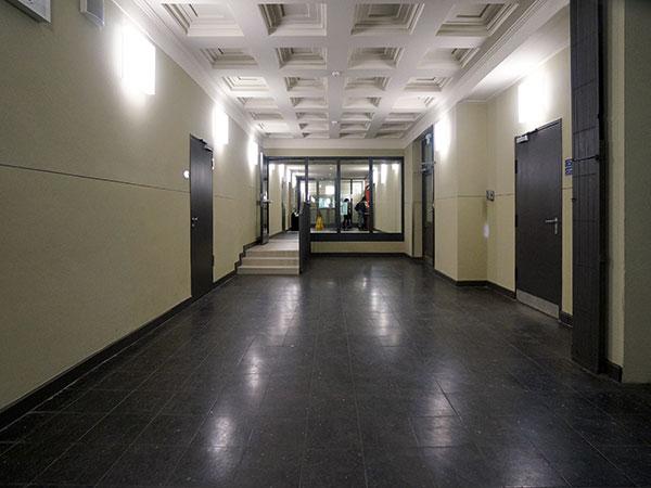 Corridor in front of the cafeteria on the ground floor before refurbishment